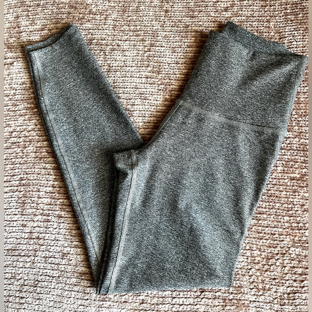 - BEYOD YOGA Gray with shiny‎ Gold Women’s Pant Leggings Sz XS
